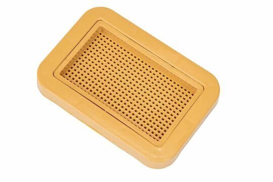 Дарэленд Кормушка д/рыб универсальная для сухого и живого корма 13*9*1,5см (пластик) бежевая