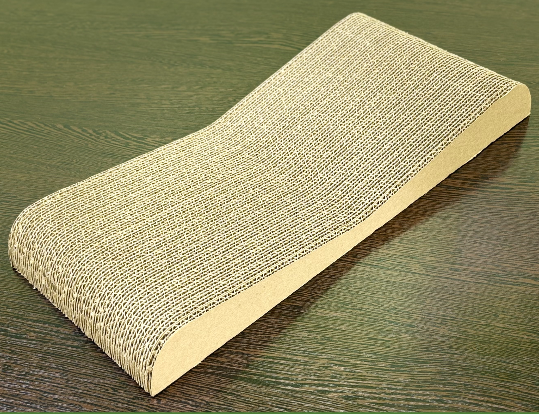 Когтеточка-лежанка картон "Зверьё Моё" ДЮНА 47х21х5см