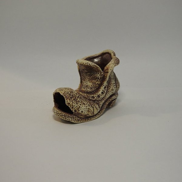 ГРОТ КЕРАМИЧЕСКИЙ "БОТИНОК"