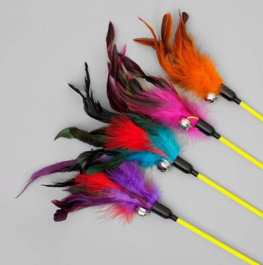 Дразнилка "Фазан" 50 см микс цветов 767872