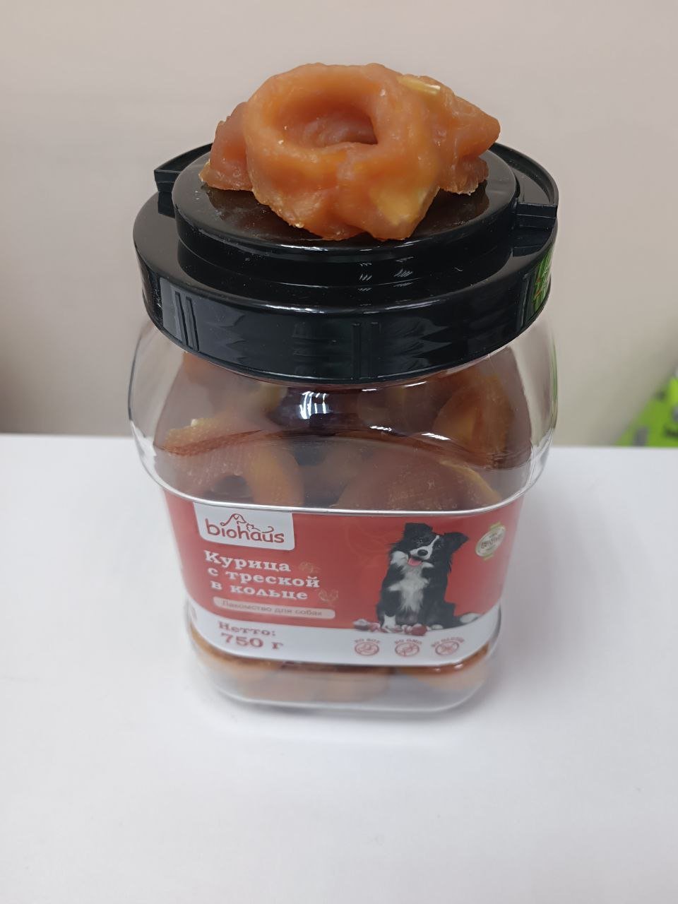 Лакомство для собак Курица с треской в кольце 1шт