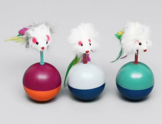 Мышь-неваляшка из натурального меха на шаре, 11 х 5 см микс цветов  1212582