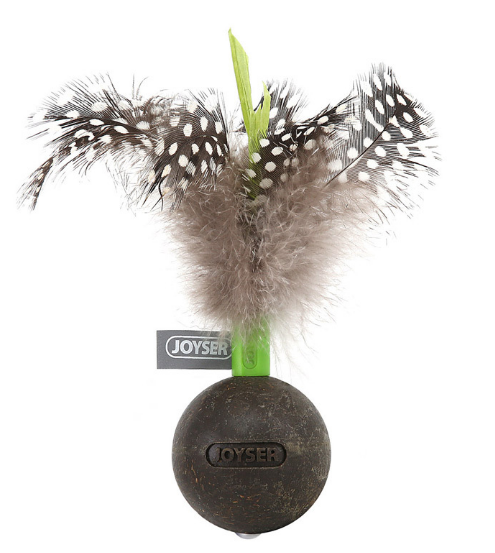 Игрушка для кошек JOYSER Catnip Ball Мячик из спресованной кошачьей мяты с перьями зеленый 13см