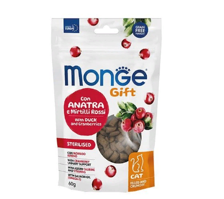 Лакомство Monge Gift Sterilised для стерил. "Хрустящие подушечки с начинкой" с уткой