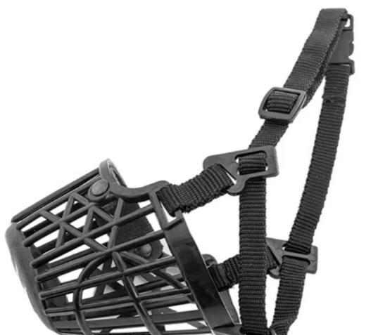 Намордник с нейлоновым ремешком пластиковый "Пират" S 230*35*65мм, Gamma